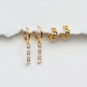 IRIS GOLD EARRING